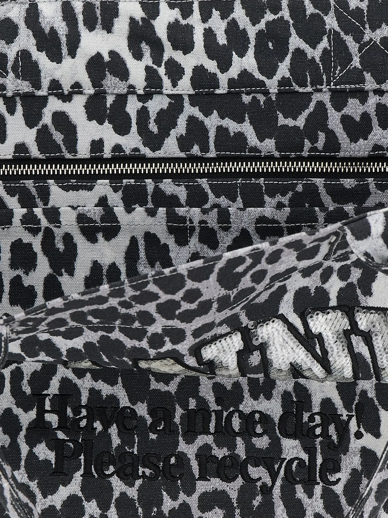 Leopard Medium Tote Tote Bag Gray sold by Wanan Luxury product image thumbnail 4