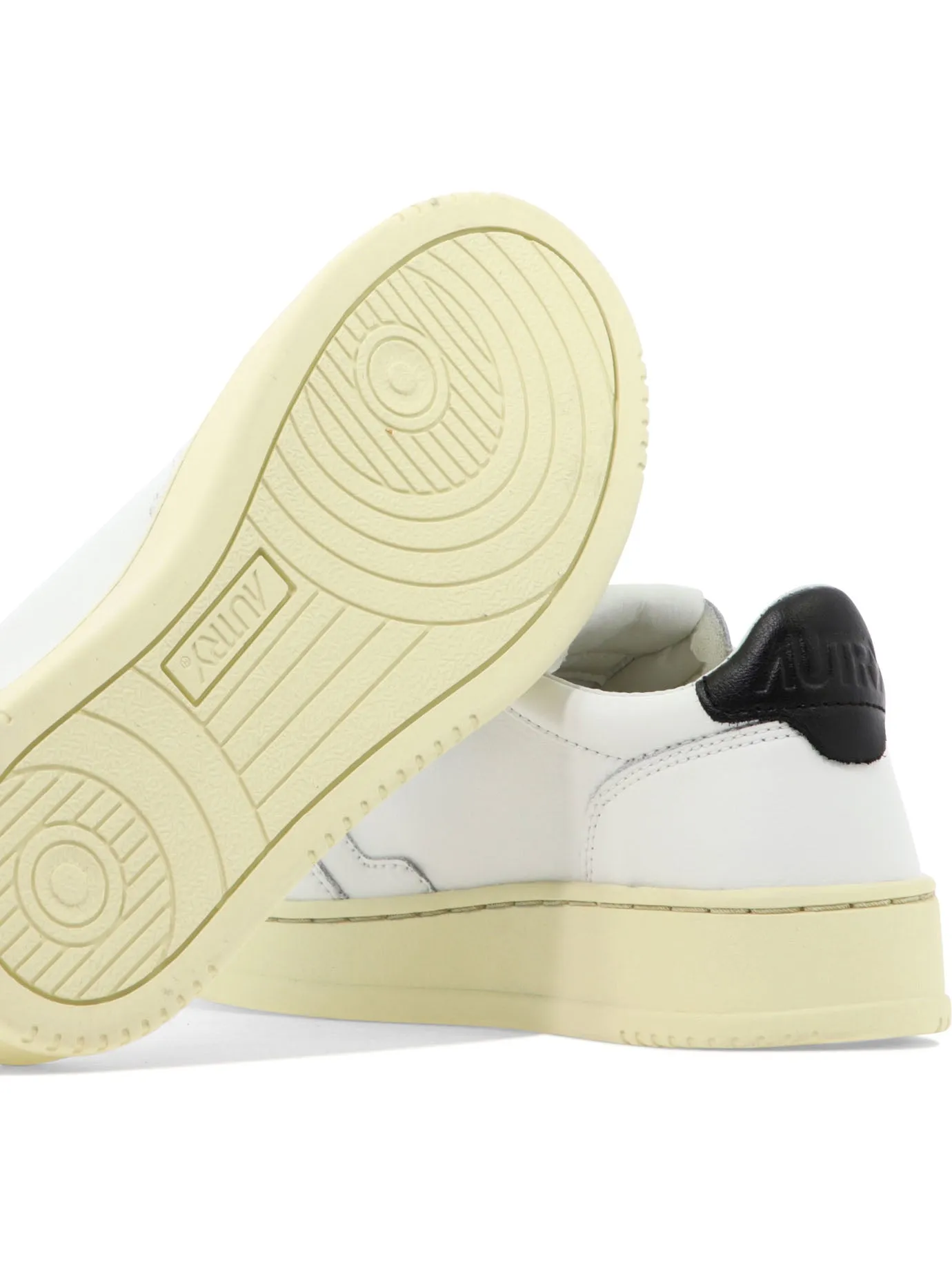 Medalist Low Sneakers & Slip-On White sold by Wanan Luxury product image thumbnail 5