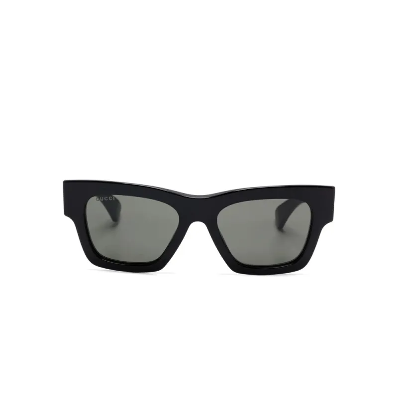 Eyewears Black sold by Wanan Luxury