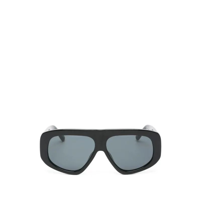 Eyewears Black sold by Wanan Luxury