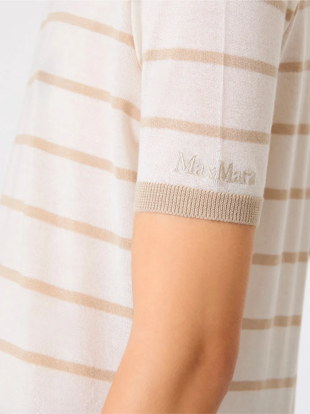 Cashmere And Silk Yarn Sweater - Beige sold by Wanan Luxury product image thumbnail 4