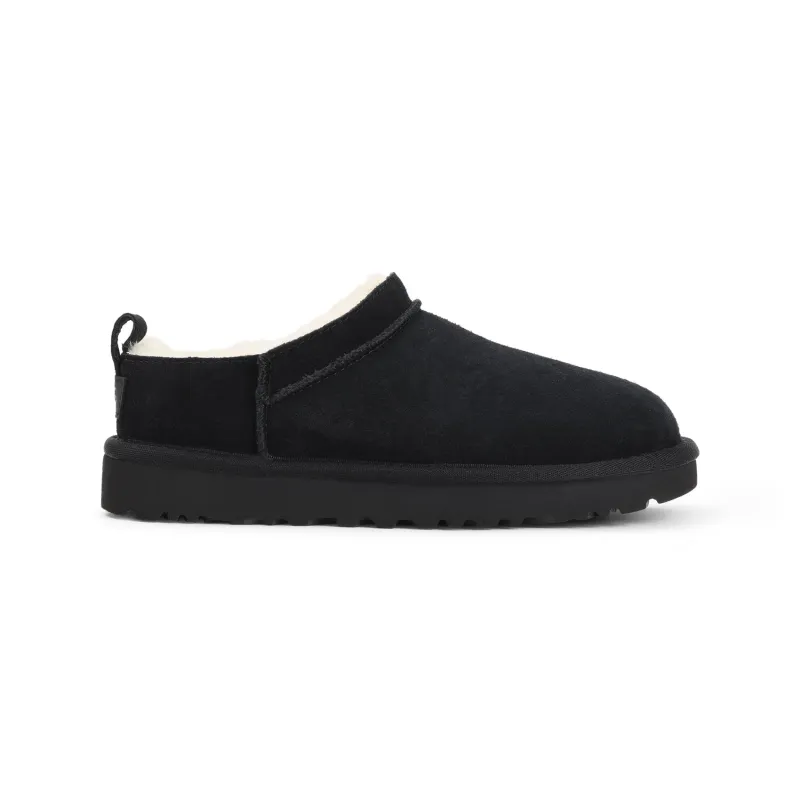 Boots Black made by UGG