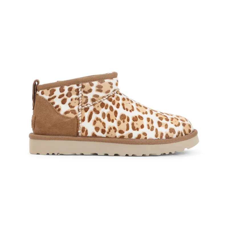 Boots Nude & Neutrals made by UGG