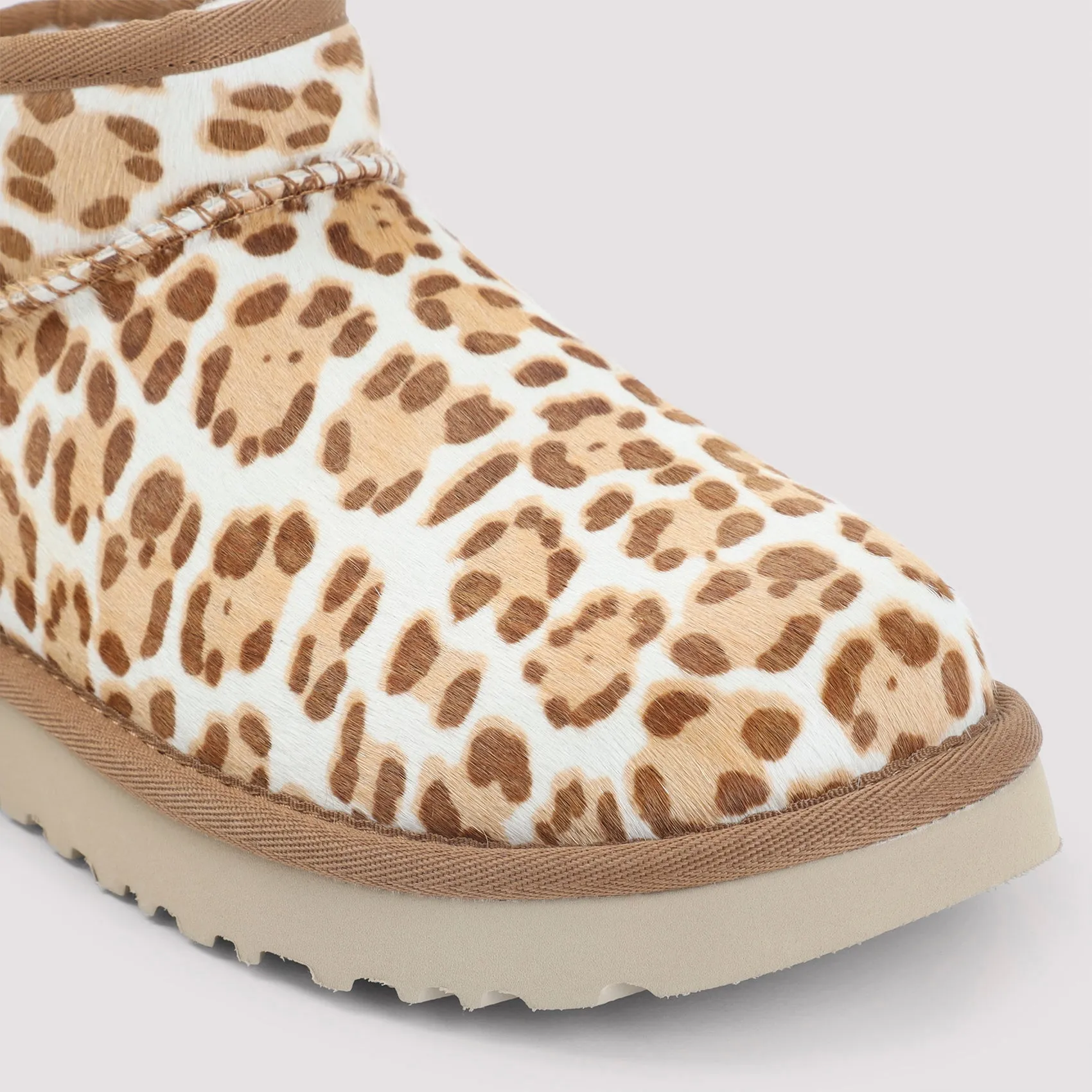 Boots Nude & Neutrals sold by Wanan Luxury product image thumbnail 5