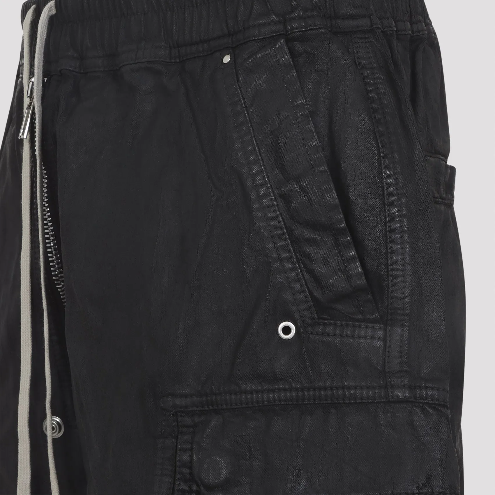 Shorts Black sold by Wanan Luxury product image thumbnail 4