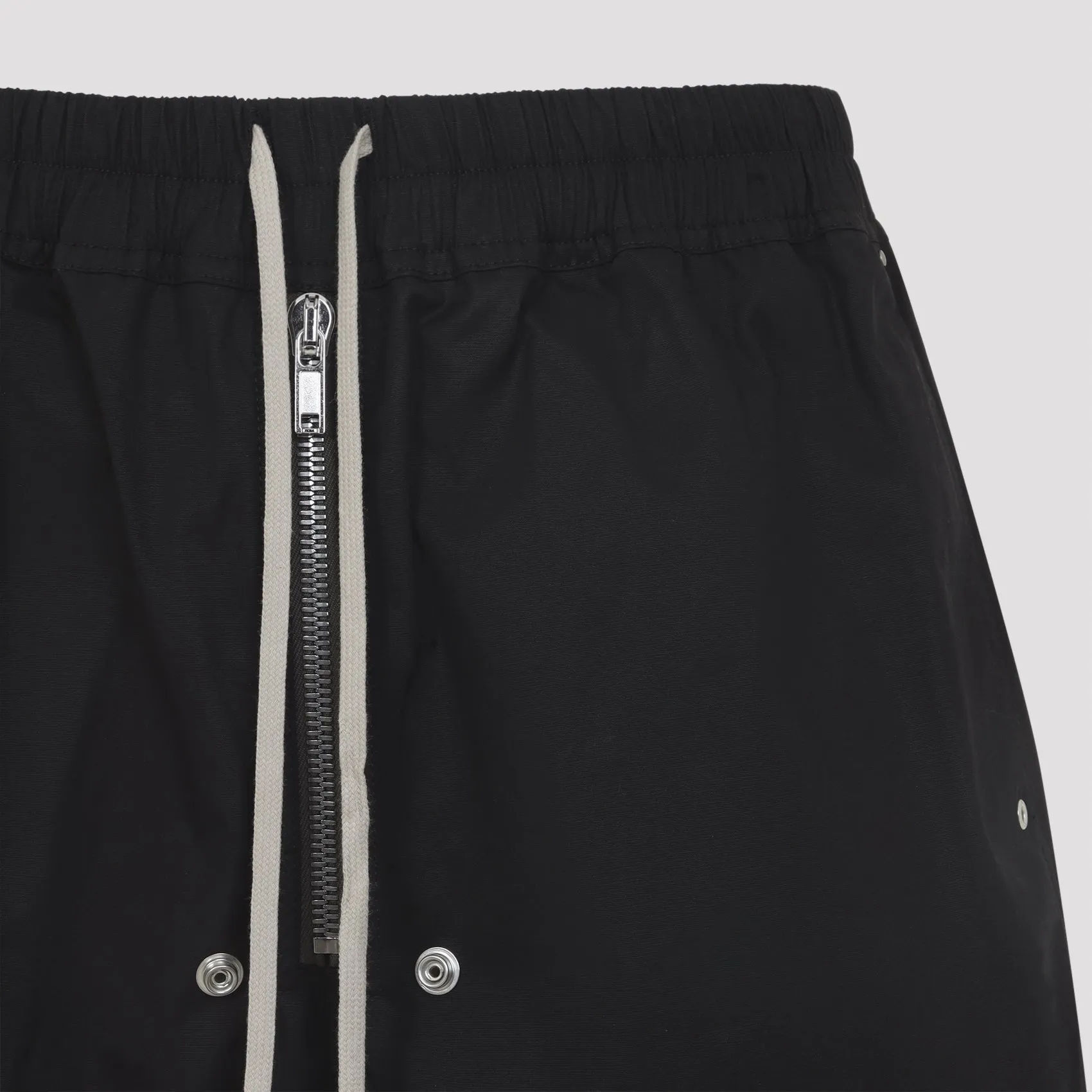 Shorts Black sold by Wanan Luxury product image thumbnail 4