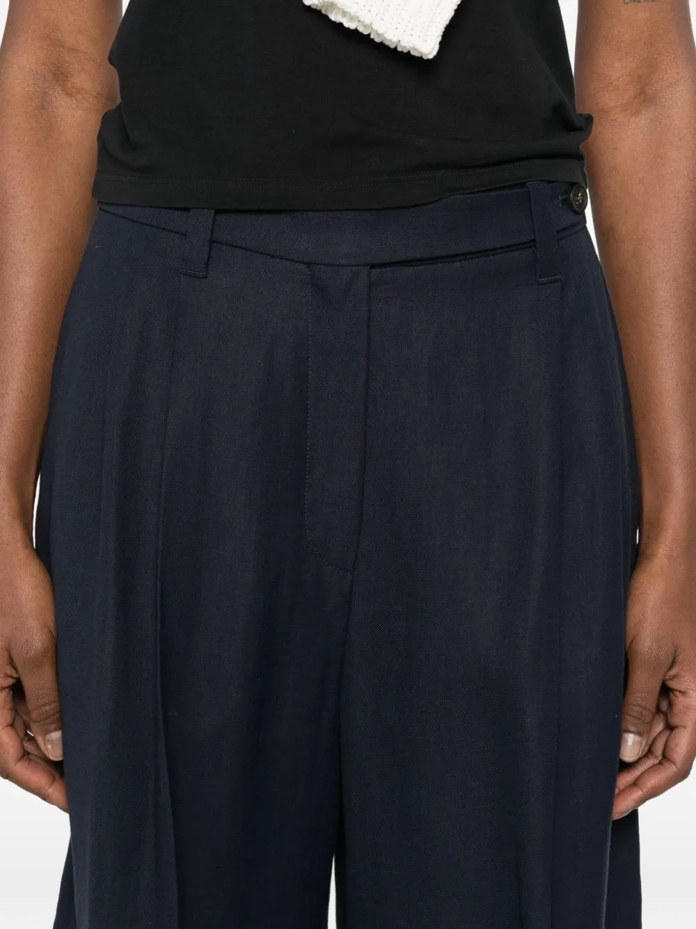 Linen Blend Bermuda Shorts sold by Wanan Luxury product image thumbnail 5