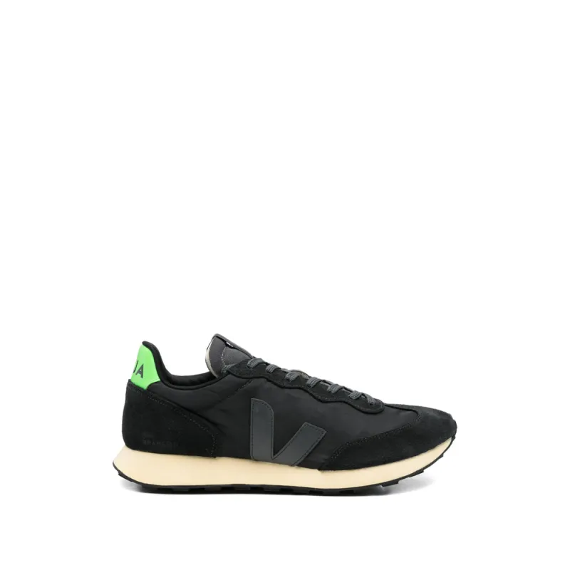Sneakers Black made by Veja