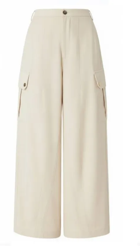 Trousers Beige Chantilly sold by Wanan Luxury