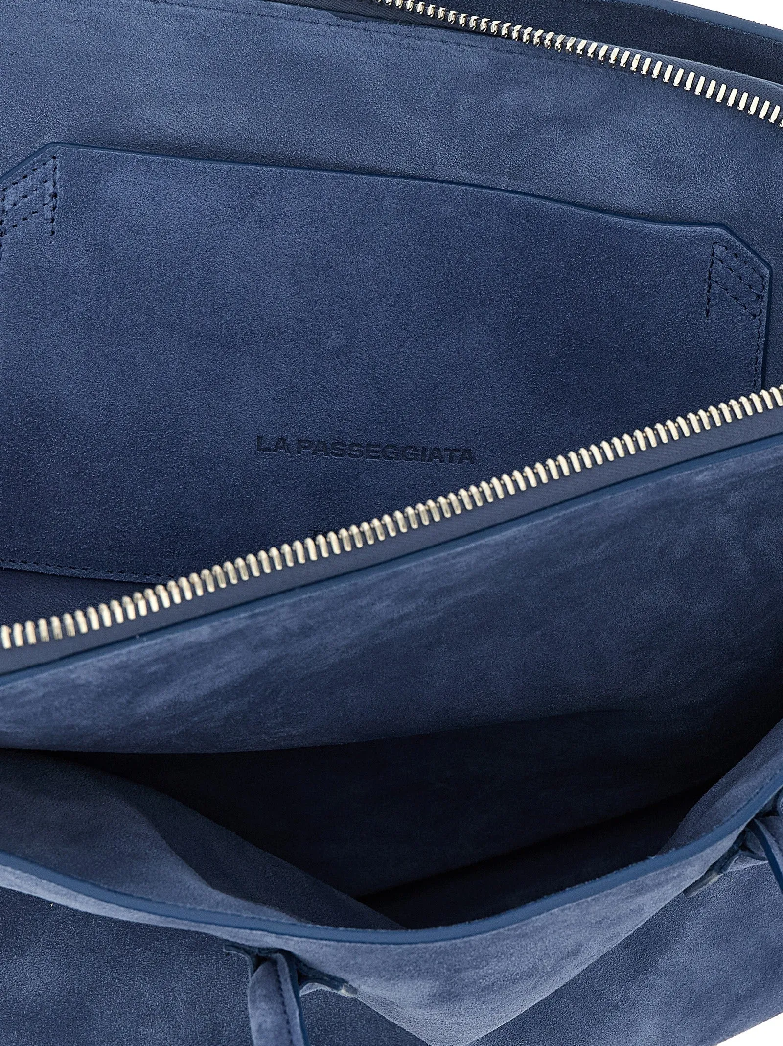 La Passeggiata Medium Shoulder Bags Blue sold by Wanan Luxury product image thumbnail 4