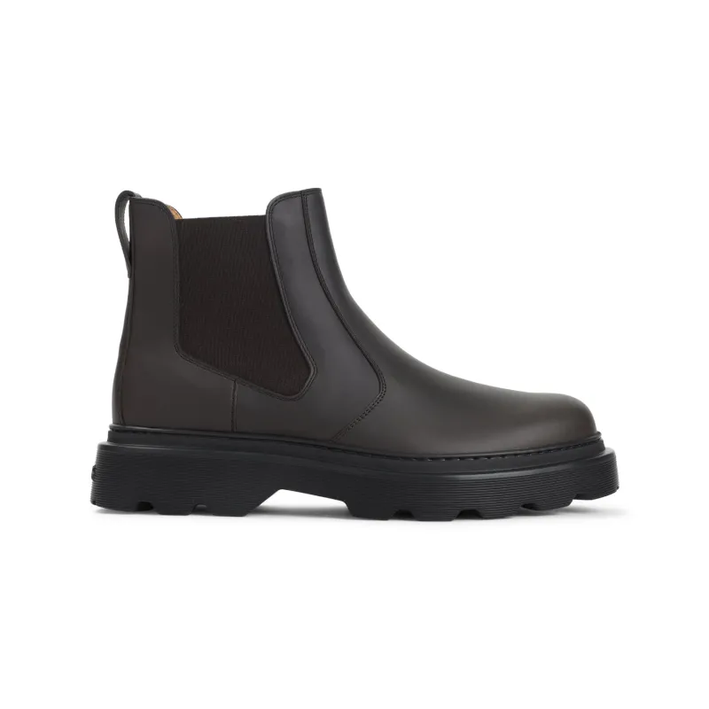 Boots Black made by Tod's