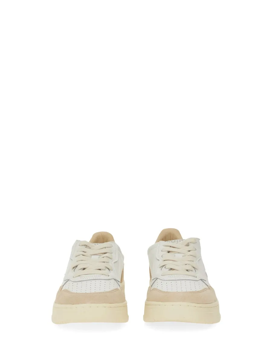 "Medalist Low" Sneaker sold by Wanan Luxury product image thumbnail 4