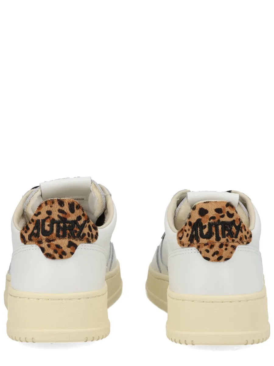 "Medalist Low" Sneaker sold by Wanan Luxury product image thumbnail 3