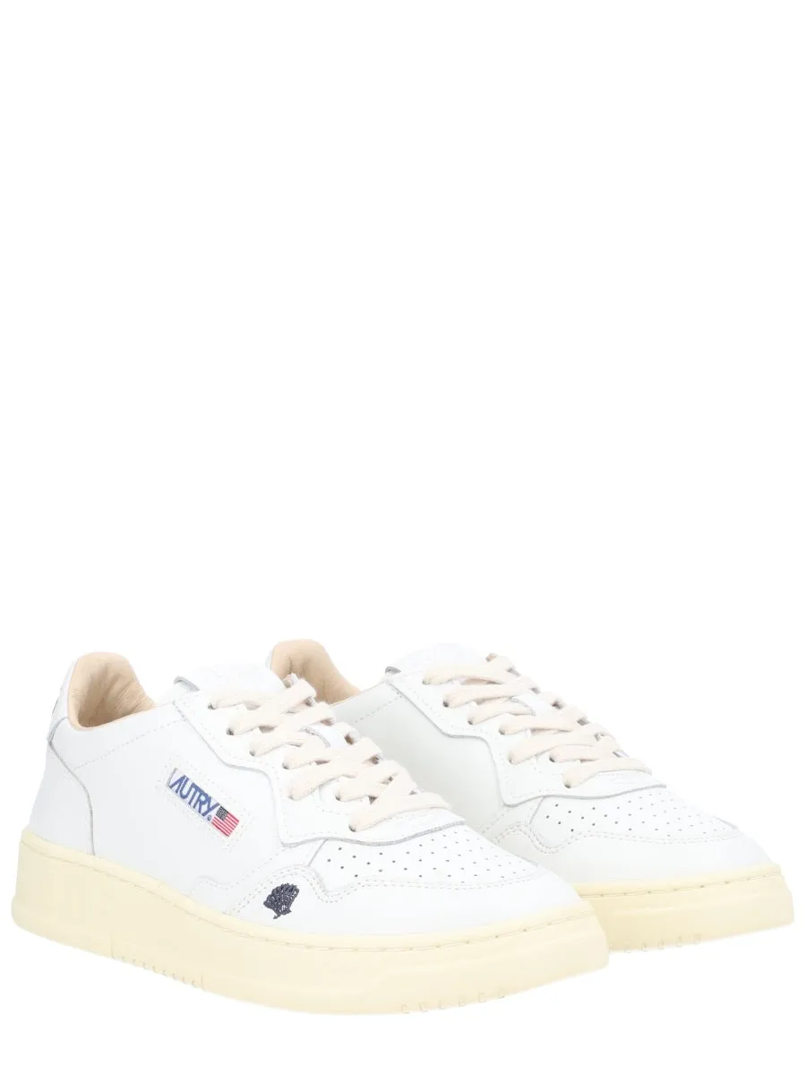 "Medalist Low" Sneaker sold by Wanan Luxury product image thumbnail 2