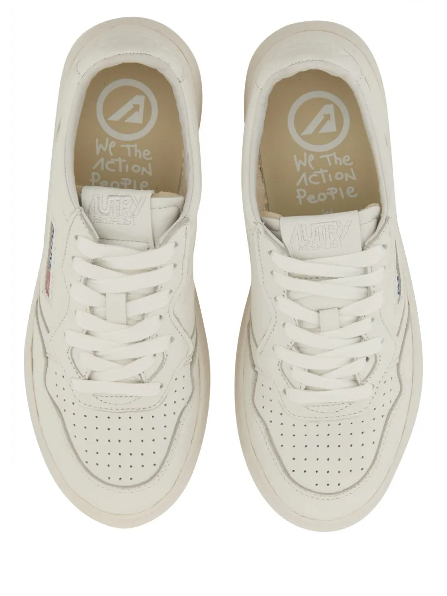 "Medalist Low" Sneaker sold by Wanan Luxury product image thumbnail 5