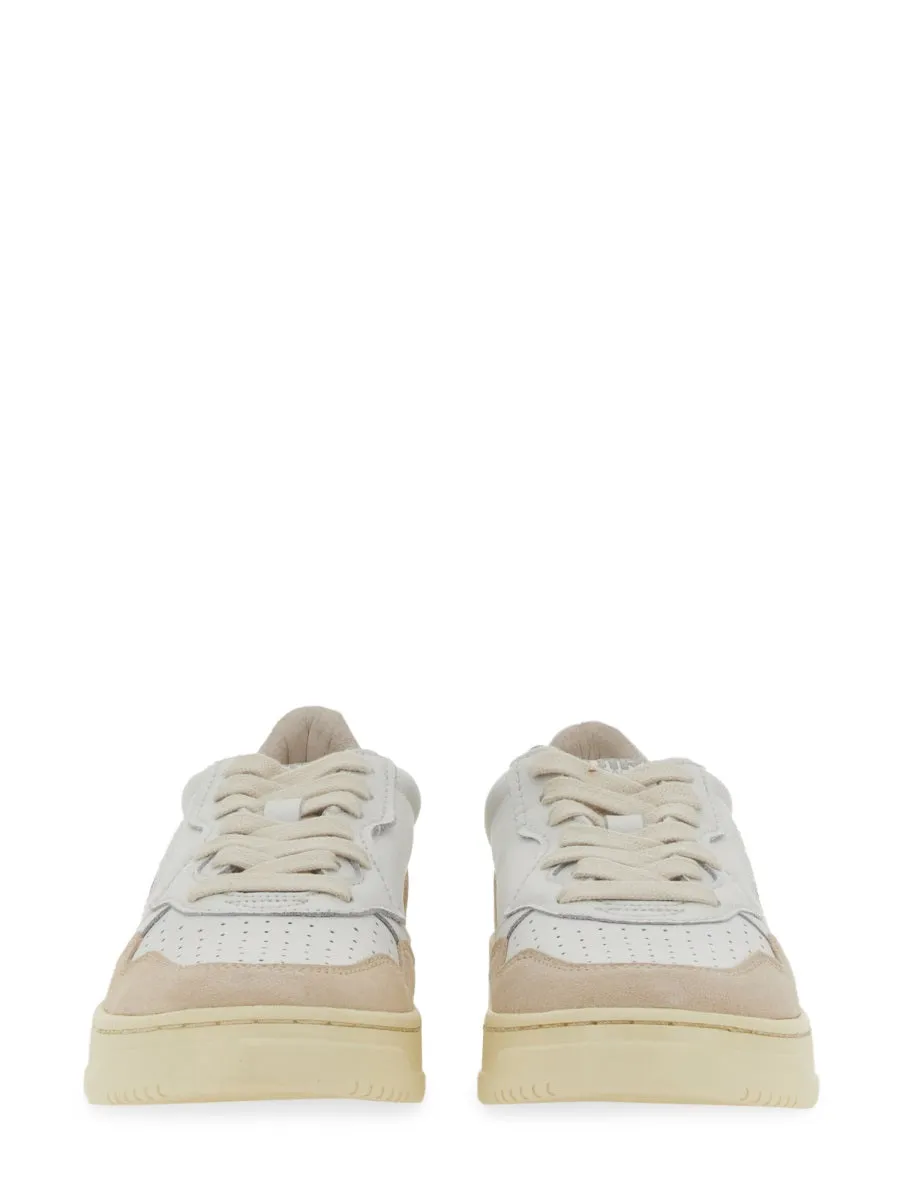 "Medalist Low" Sneaker sold by Wanan Luxury product image thumbnail 4