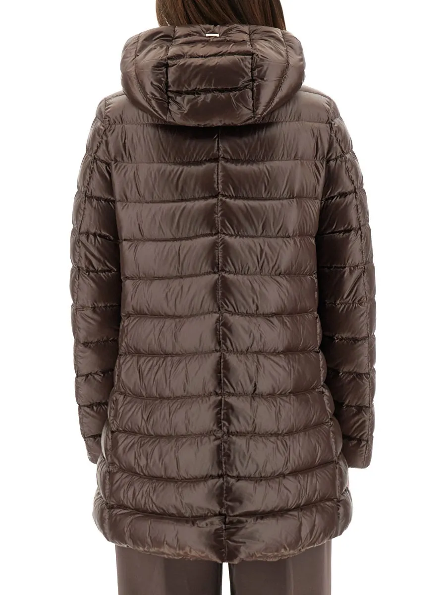 Down Jacket "A-Shape Resort" sold by Wanan Luxury product image thumbnail 3