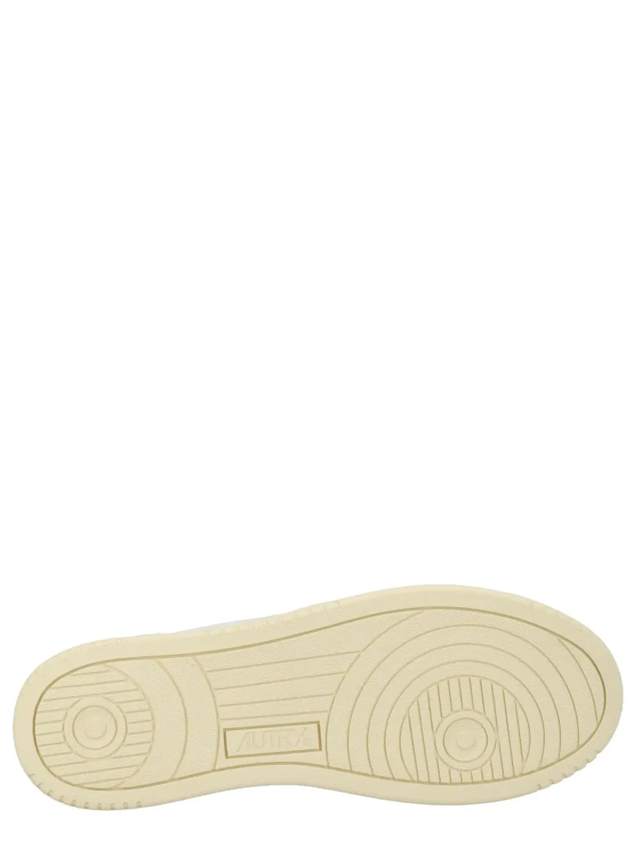 "Medalist Low" Sneaker sold by Wanan Luxury product image thumbnail 5