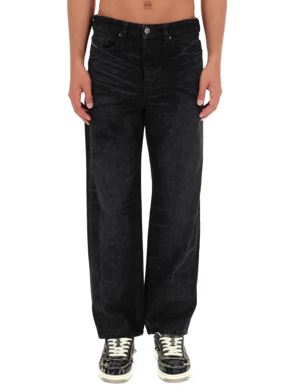 "2001 D-Macro-Fsh" Jeans sold by Wanan Luxury