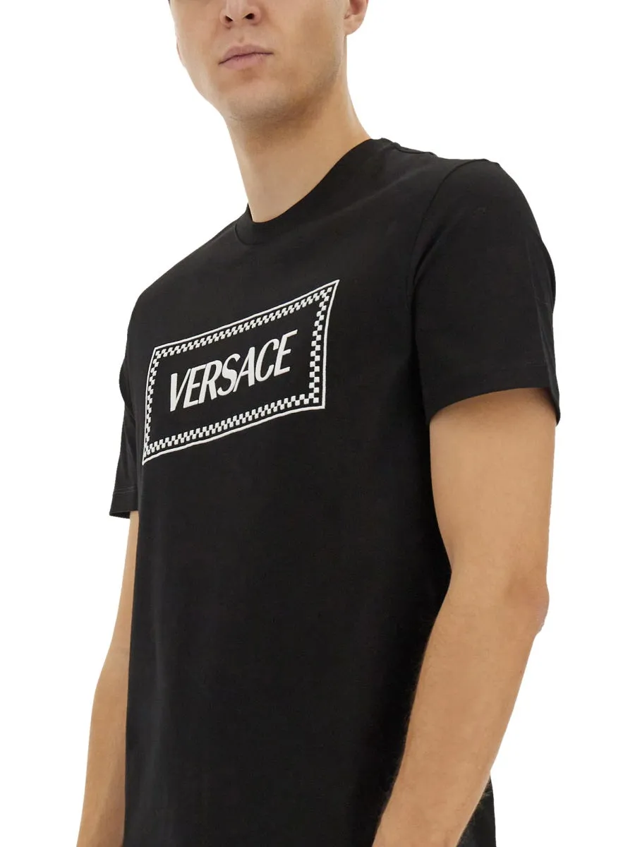 T-Shirt With '90 S Vintage Embroidered Logo sold by Wanan Luxury product image thumbnail 4