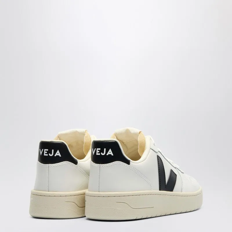 Sneaker V-10 In White And Black Leather sold by Wanan Luxury product image thumbnail 2
