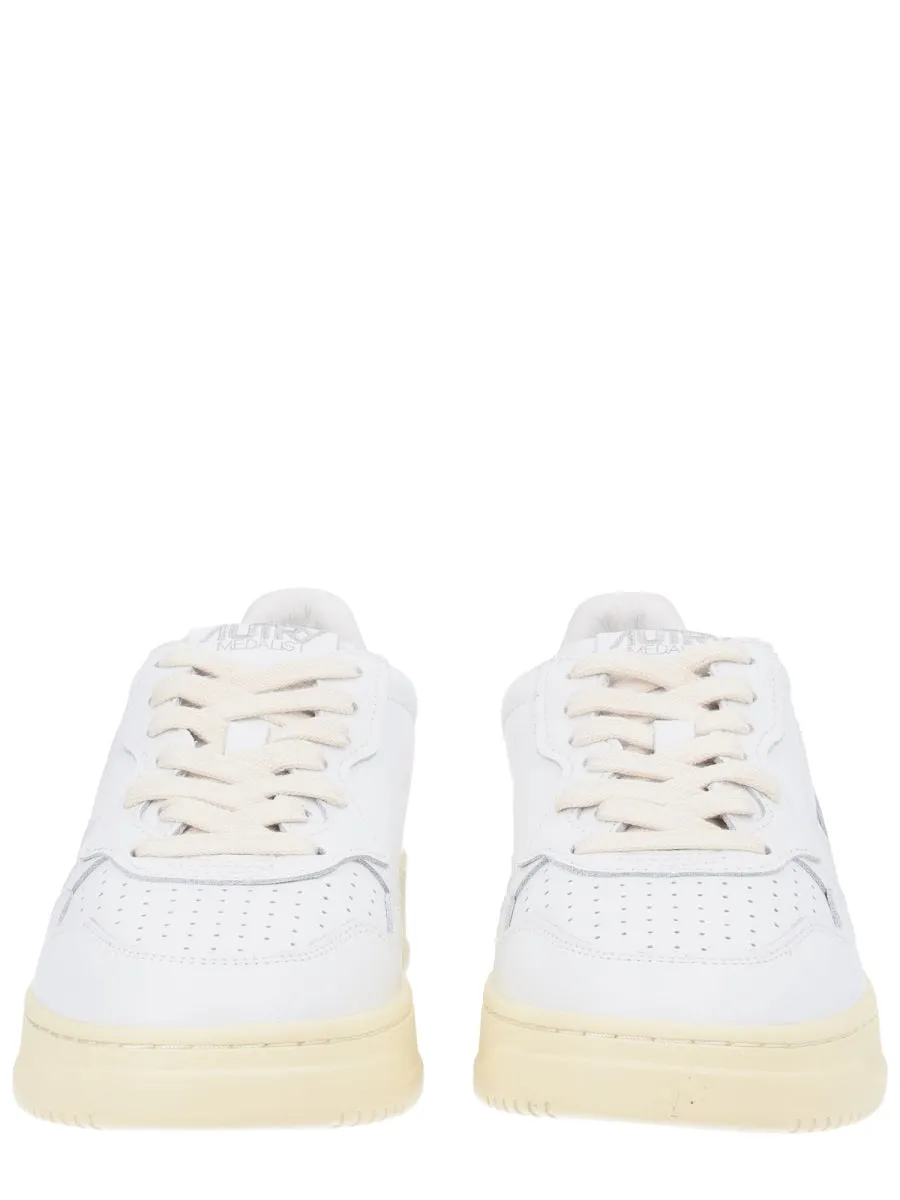 "Medalist Low" Sneaker sold by Wanan Luxury product image thumbnail 3