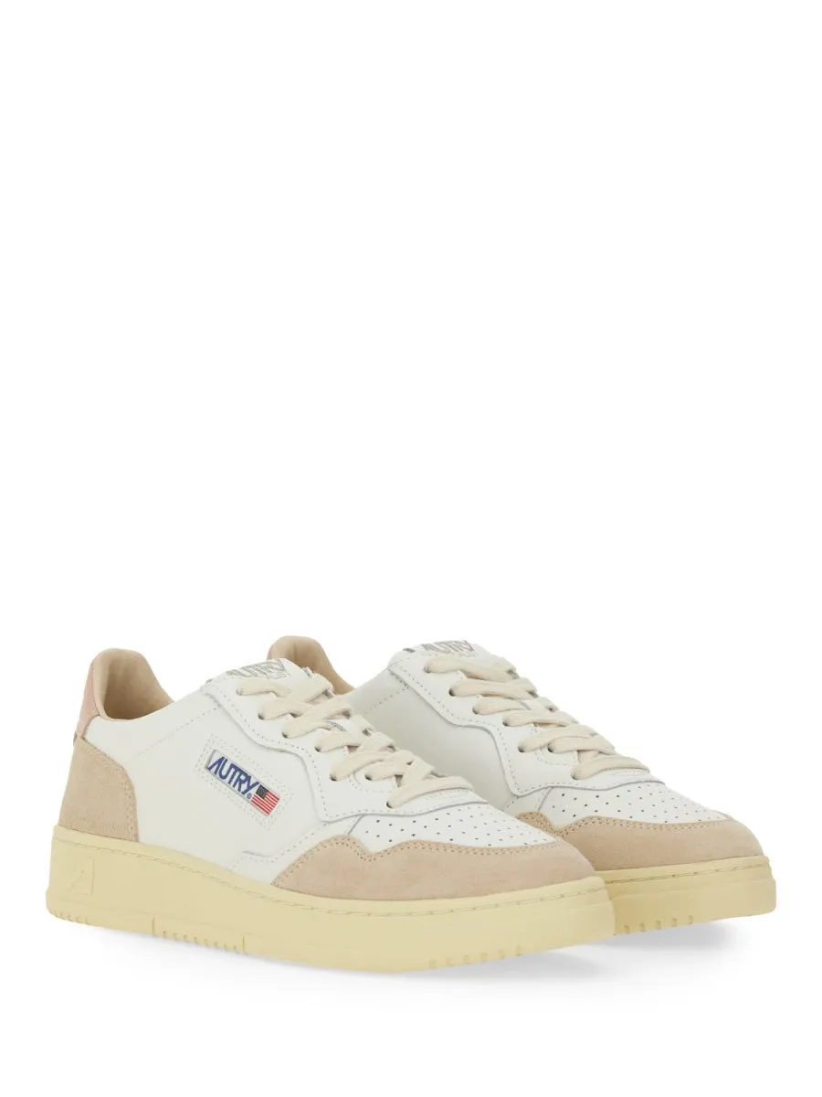 Sneaker "Medalist Low" sold by Wanan Luxury product image thumbnail 2