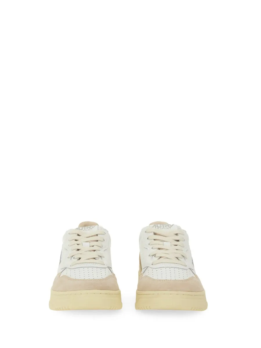 Sneaker "Medalist Low" sold by Wanan Luxury product image thumbnail 4