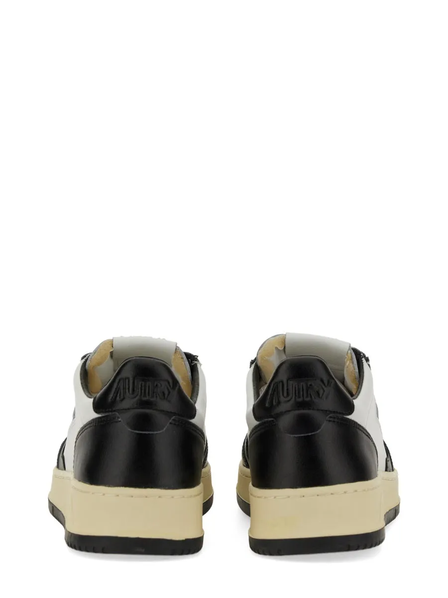 "Medalist Low" Sneaker sold by Wanan Luxury product image thumbnail 4