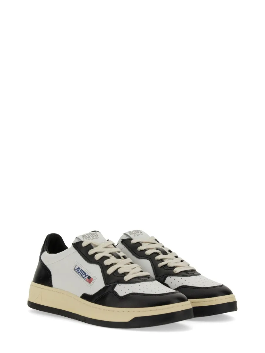 "Medalist Low" Sneaker sold by Wanan Luxury product image thumbnail 2