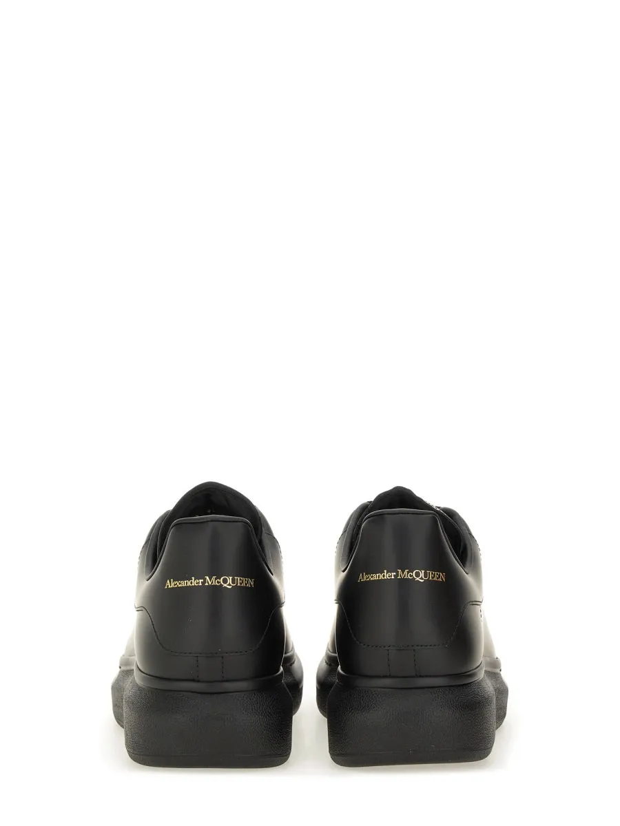 "Oversize" Sneaker sold by Wanan Luxury product image thumbnail 4