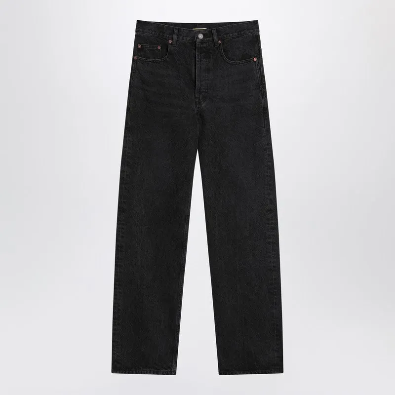 Black Carrot-Fit Jeans With A Washed Effect sold by Wanan Luxury