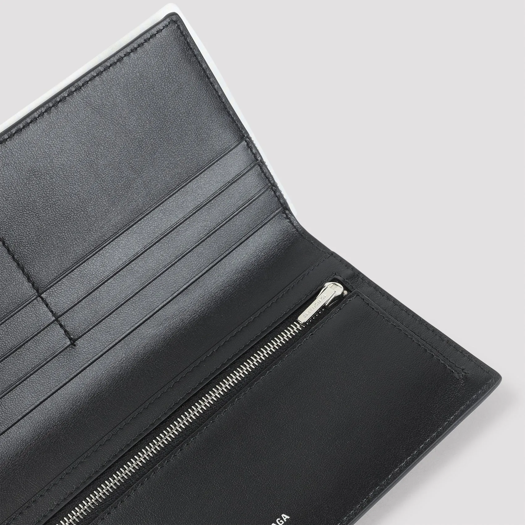 Passport Case Black sold by Wanan Luxury product image thumbnail 4