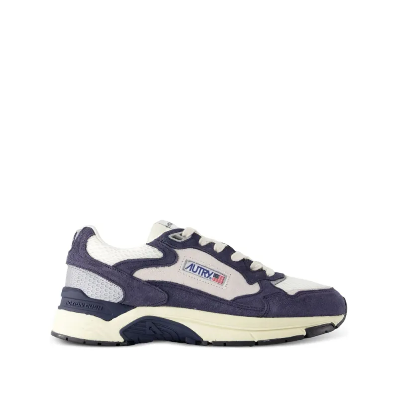 Sneakers Blue made by Autry