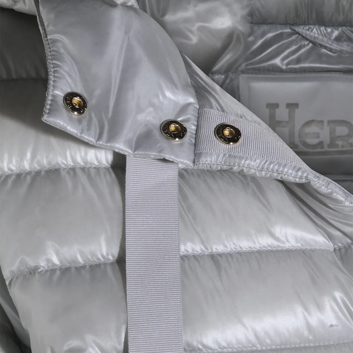 Coats Chiari E Naturali sold by Wanan Luxury product image thumbnail 3