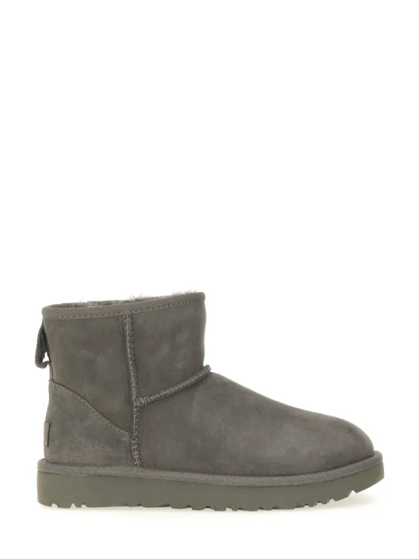 Boot Classic Mini Ii made by UGG