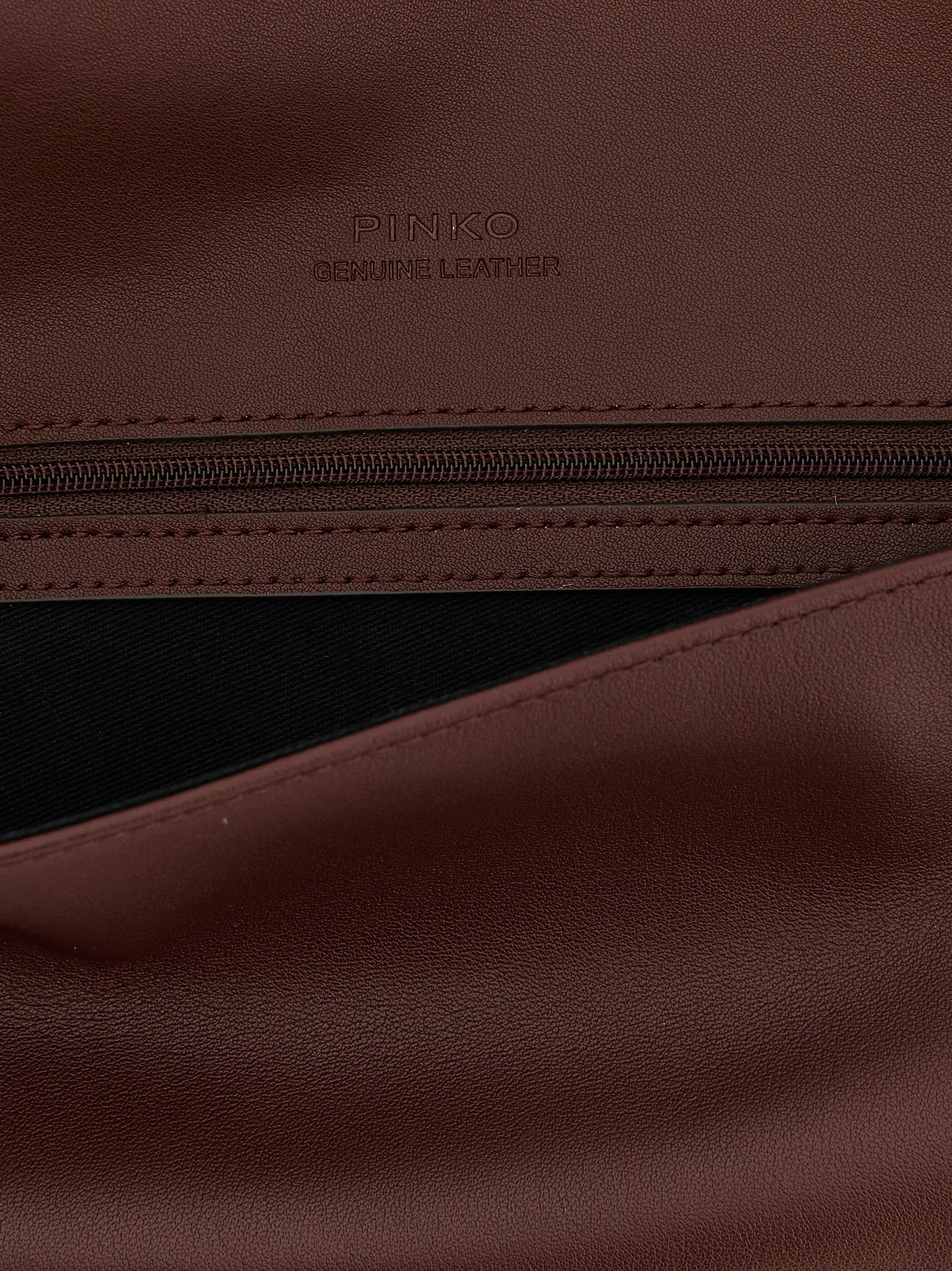 Love Click Soft Horizontal Clutch Bordeaux sold by Wanan Luxury product image thumbnail 4