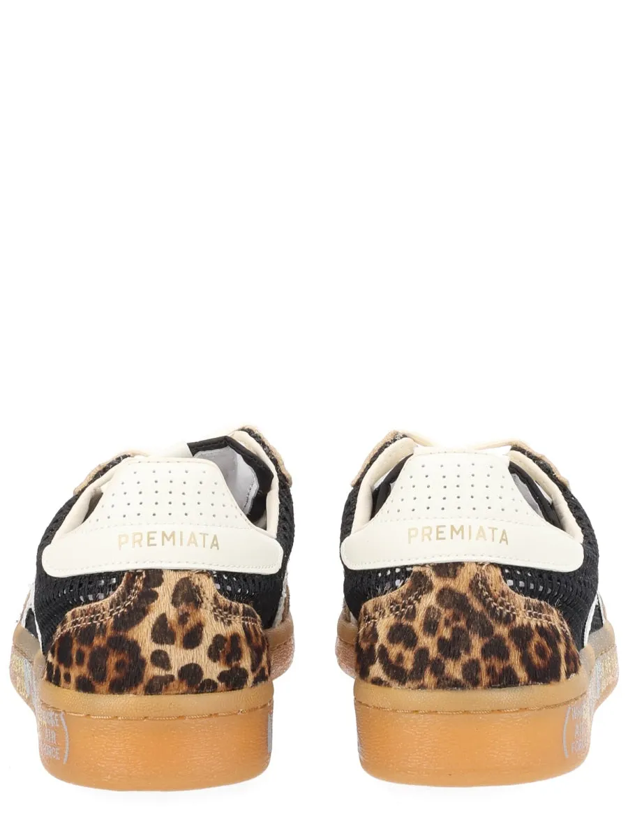 "Bonnied 8200" Sneaker sold by Wanan Luxury product image thumbnail 4