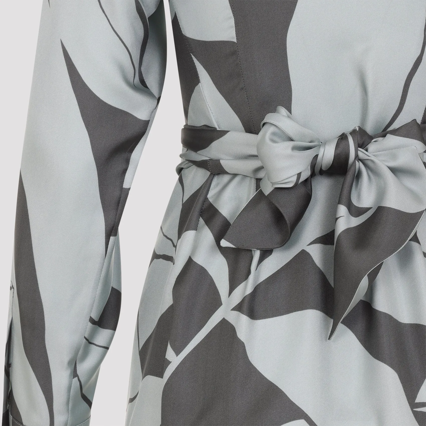 Midi Dresses Green sold by Wanan Luxury product image thumbnail 4