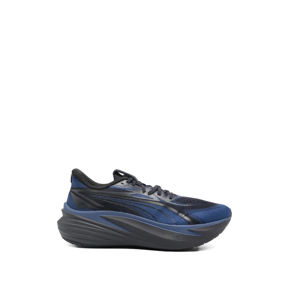 Sneakers sold by Wanan Luxury