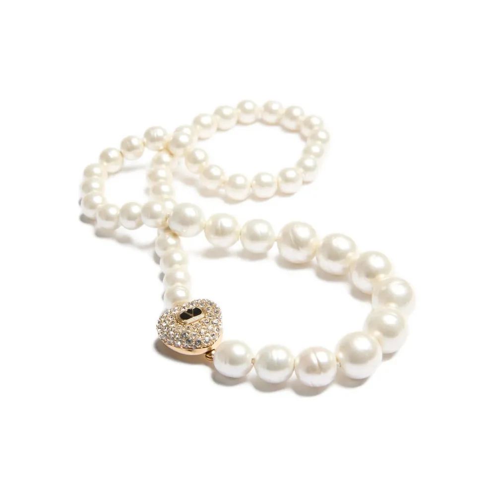 Jewellery White, Gold sold by Wanan Luxury product image thumbnail 2
