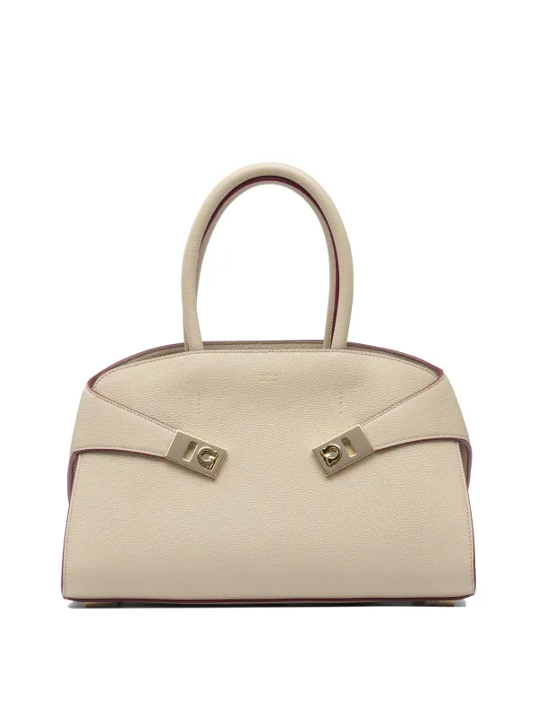 Shoulder Bags Beige sold by Wanan Luxury