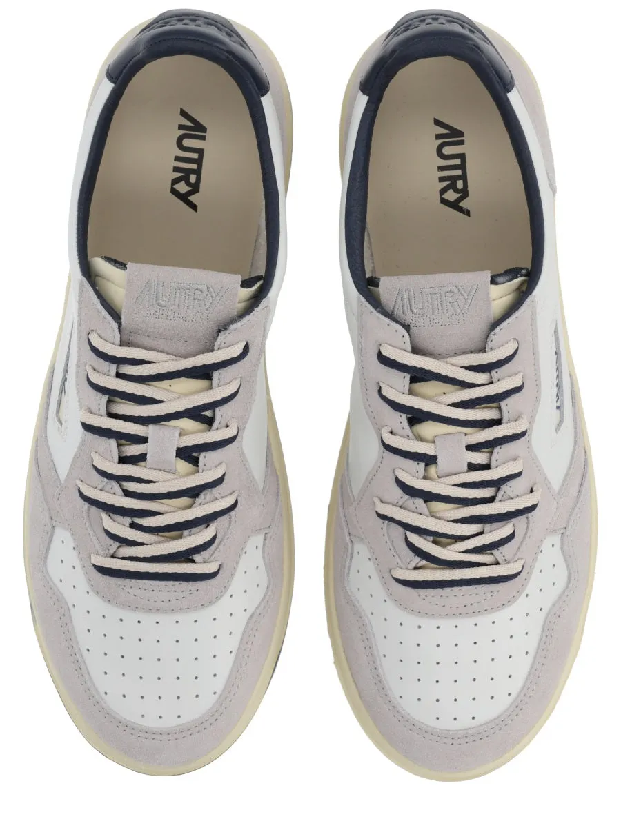"Medalist Low" Sneaker sold by Wanan Luxury product image thumbnail 5
