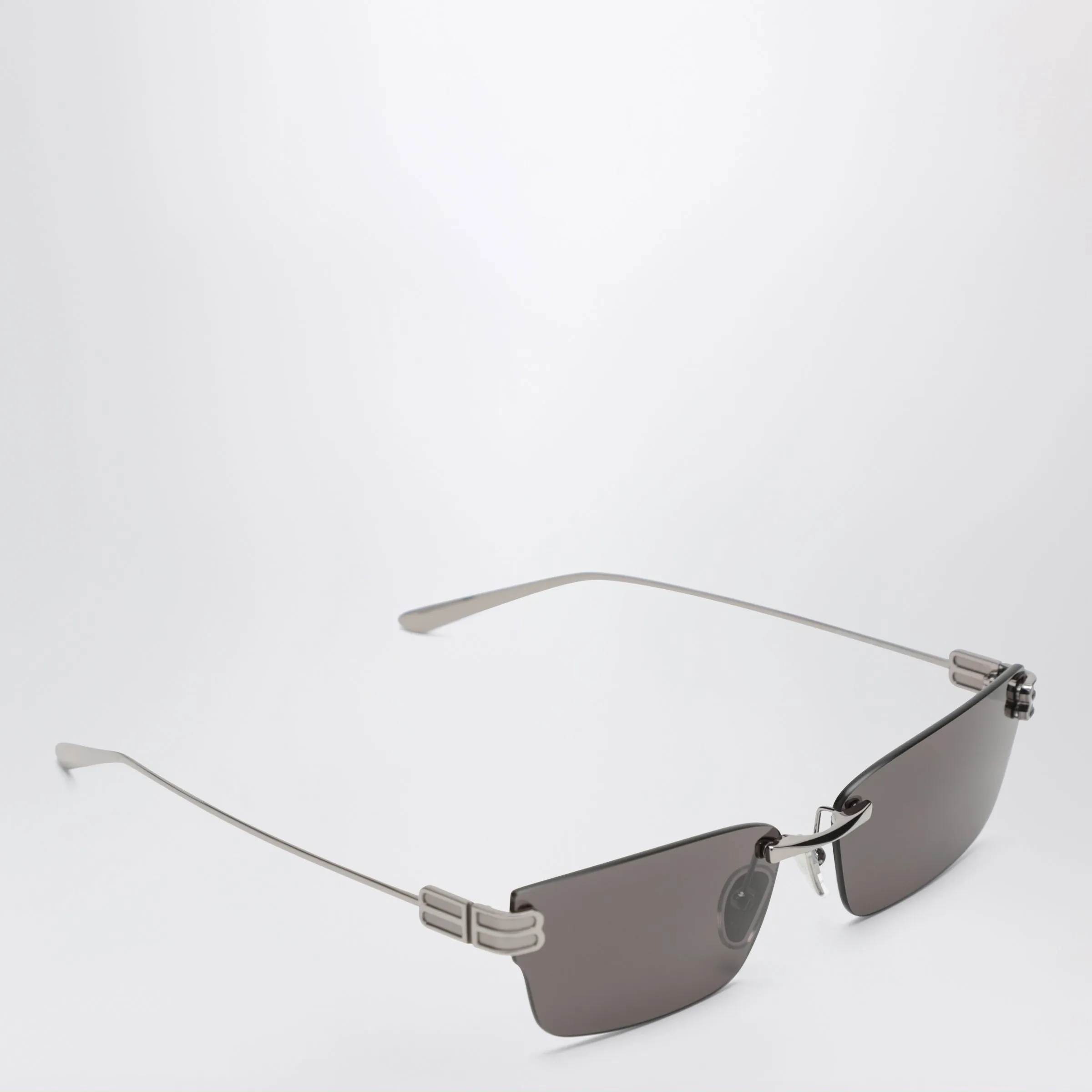 Gossip Rectangular Silver/Black Sunglasses sold by Wanan Luxury product image thumbnail 2