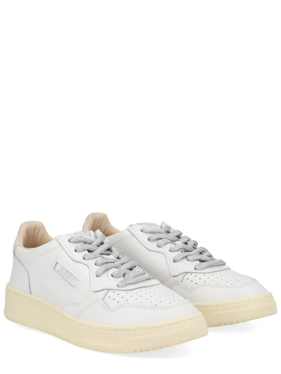 "Medalist Low" Sneaker sold by Wanan Luxury product image thumbnail 2