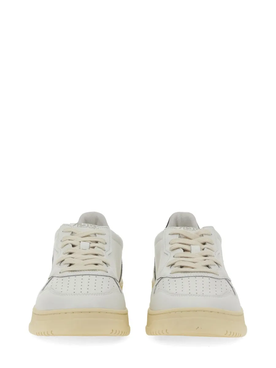 "Medalist Low" Sneaker sold by Wanan Luxury product image thumbnail 5