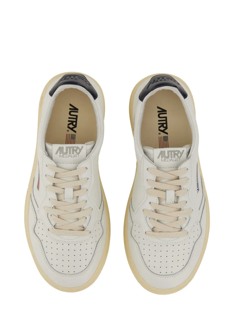 "Medalist Low" Sneaker sold by Wanan Luxury product image thumbnail 3
