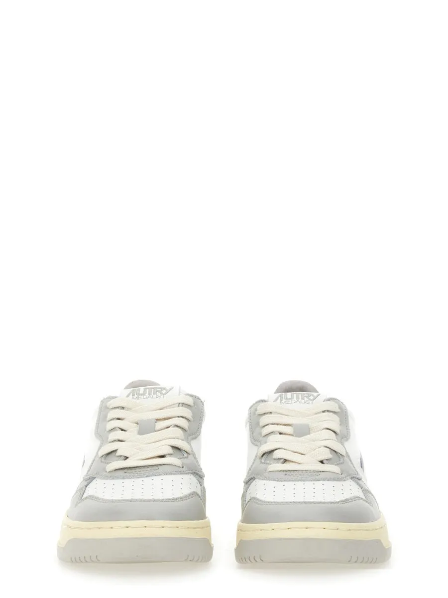"Medalist Low" Sneaker sold by Wanan Luxury product image thumbnail 4