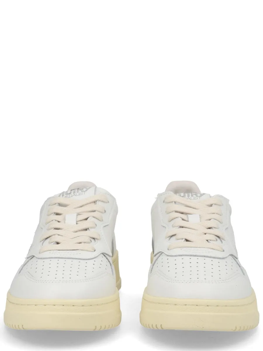 "Medalist Low" Sneaker sold by Wanan Luxury product image thumbnail 3