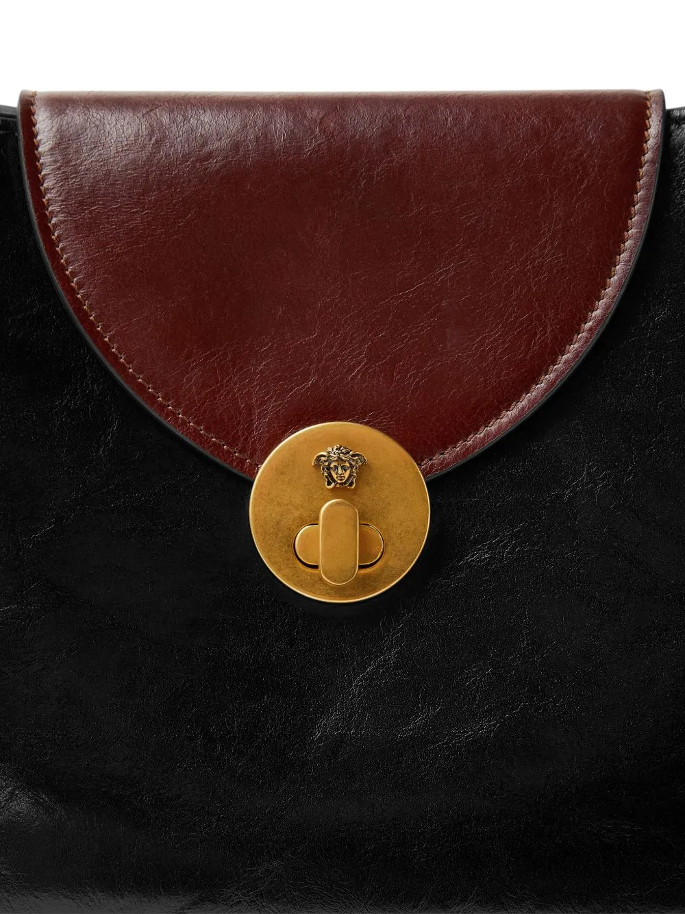 Vivian Medium Leather Shoulder Bag sold by Wanan Luxury product image thumbnail 3